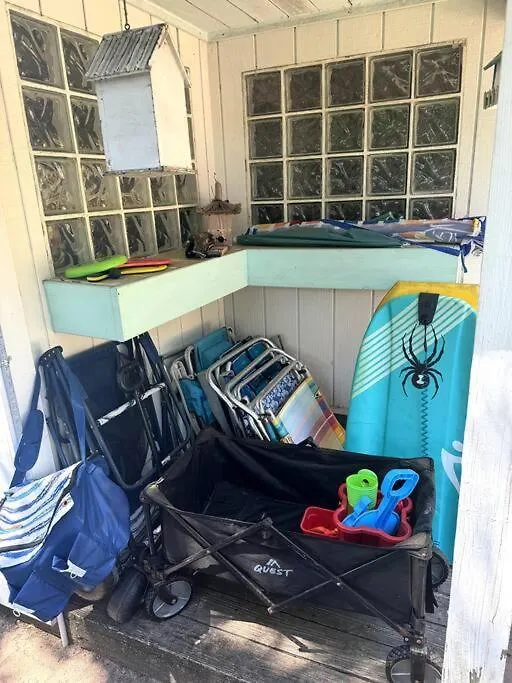 Charming 3Br 2 Bath Beach Bungalow With Hot Tub! Hilton Head Island 0*,  United States