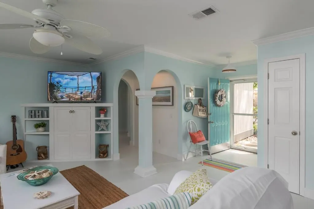Holiday home Charming 3Br 2 Bath Beach Bungalow With Hot Tub! Hilton Head Island